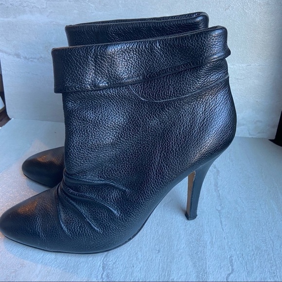 ** Bebe Nora Black leather slouch heeled ankle bootie 9 - Picture 2 of 7